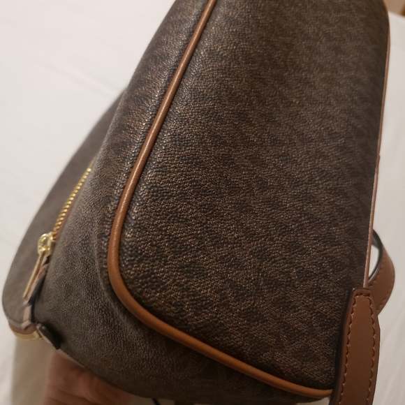 NEW MICHAEL KORS KENLY MEDIUM BACKPACK BROWN SIGNATURE COLOR - Picture 6 of 14